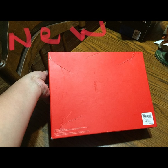 Pics of Coach Box for @crystallawler - Picture 2 of 3